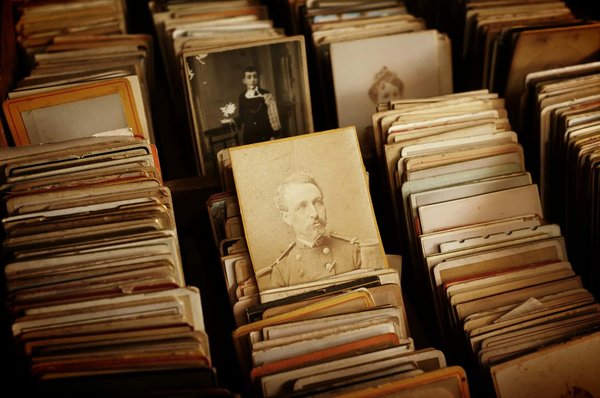 Quelles sont les méthodes efficaces pour enseigner l'histoire mondiale à distance?